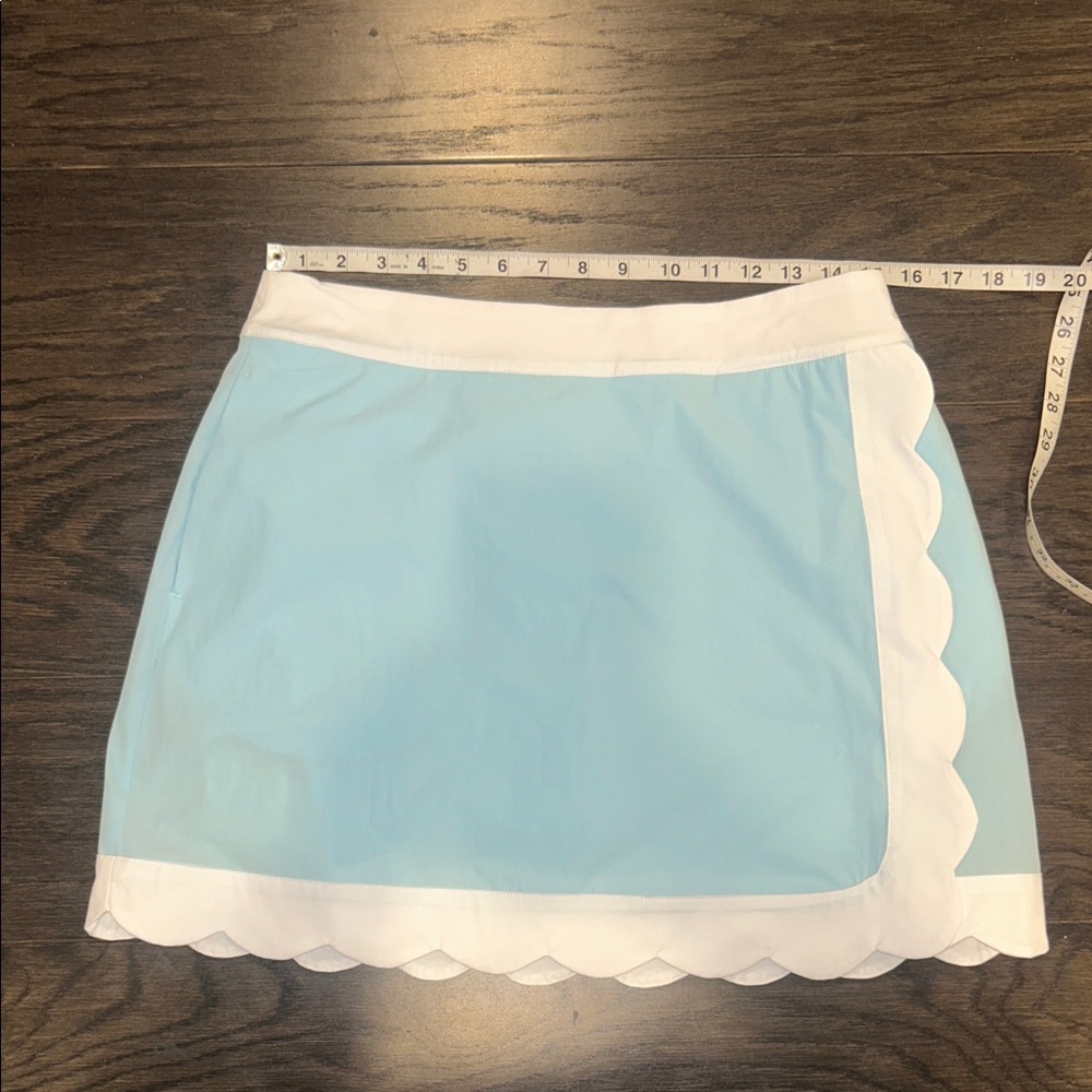 Elegant Blue and White Scalloped Mini Skirt - Picture 3 of 10